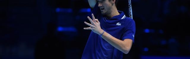 梅德维德夫两连亚却无遗憾 2021成突破巨头第一人