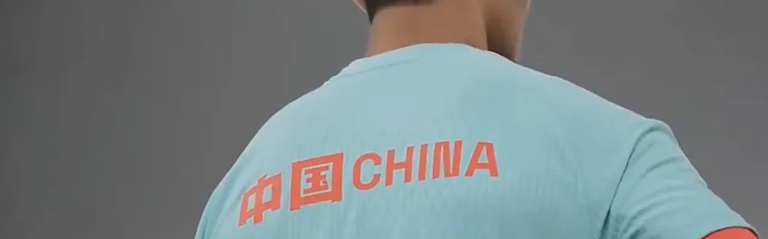 球探体育即时比分-国足挥汗如雨训练！张玉宁毛伟杰：全队团结一心，都想为国而战